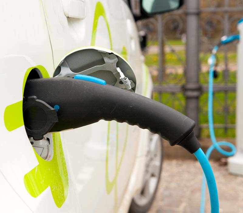 Installation de bornes de recharges électriques Lens